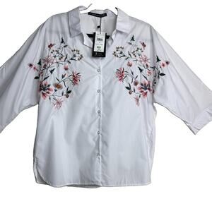 Haute Rogue Women's White Floral Embroidered Button Down Top 3/4 Sleeve Medium